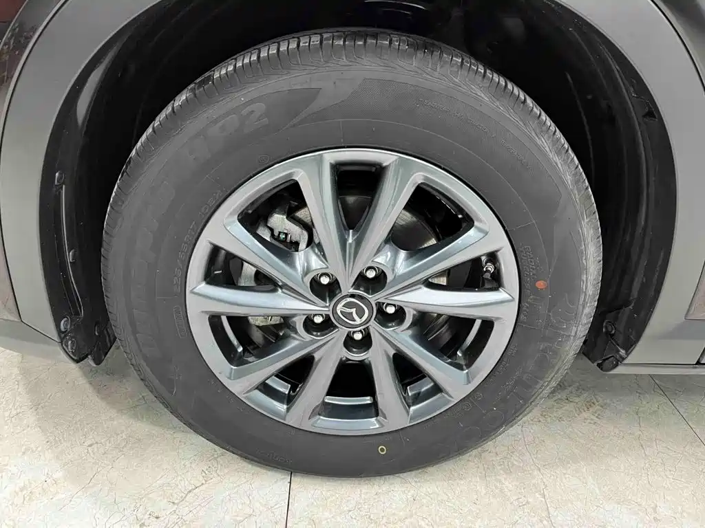 Фото 18 - Mazda CX-4