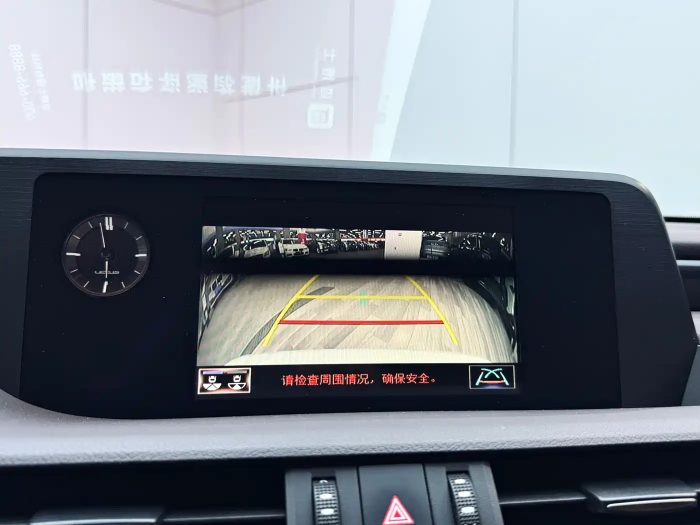 Lexus ES 2020 200 Excellence фото 13