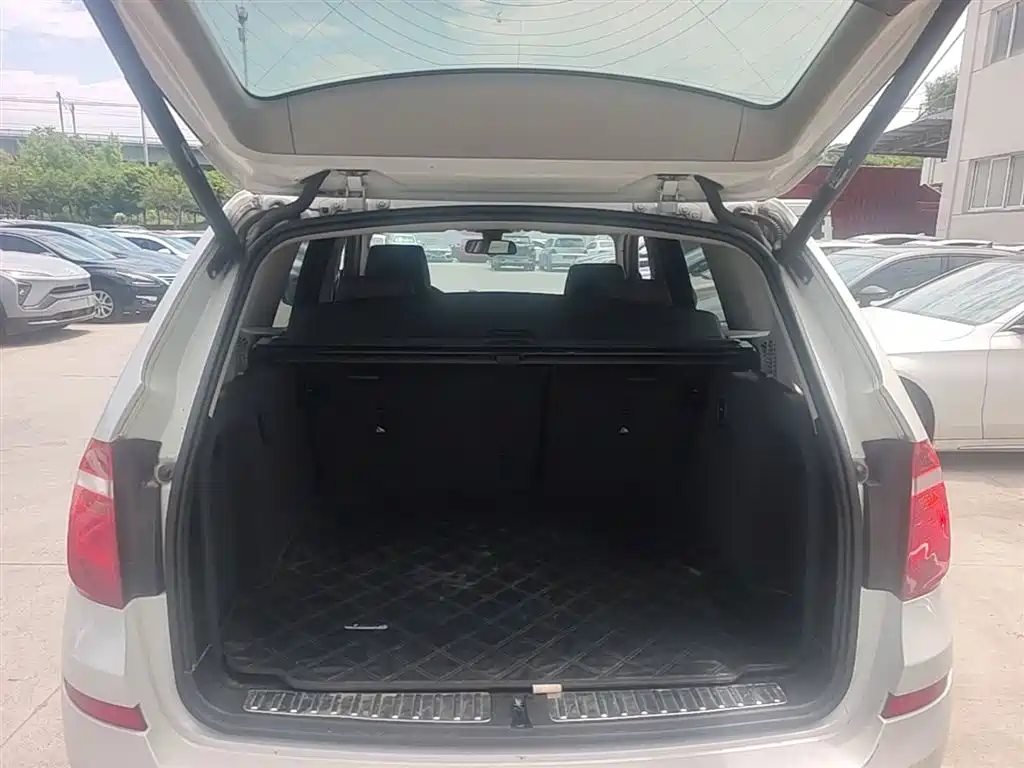 BMW X3 (Import) 2014 xDrive20i X Design Package фото 19