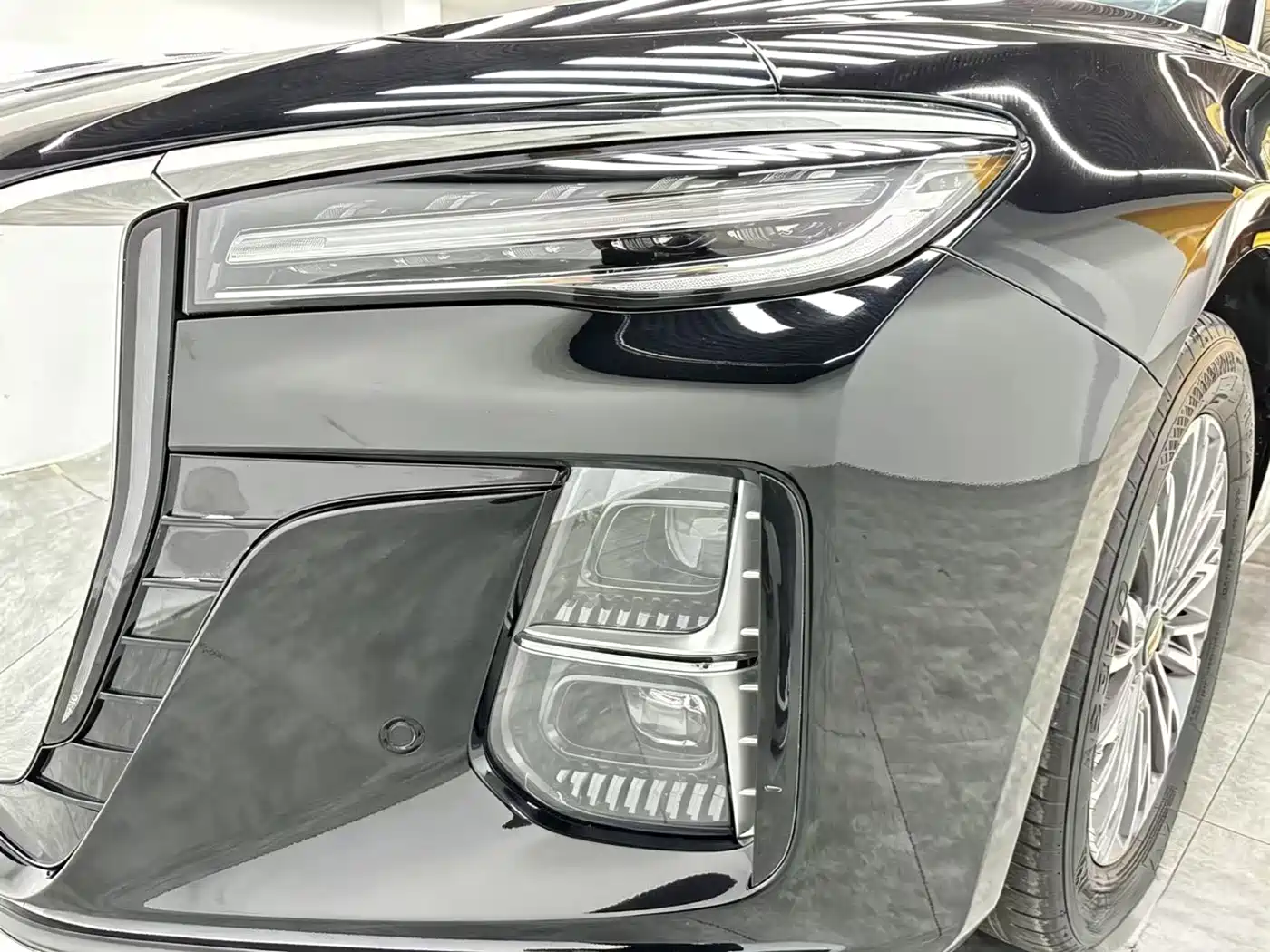Hongqi H5 2024 2.0T Automatic Smart Connect Flag Enjoy Edition фото 10