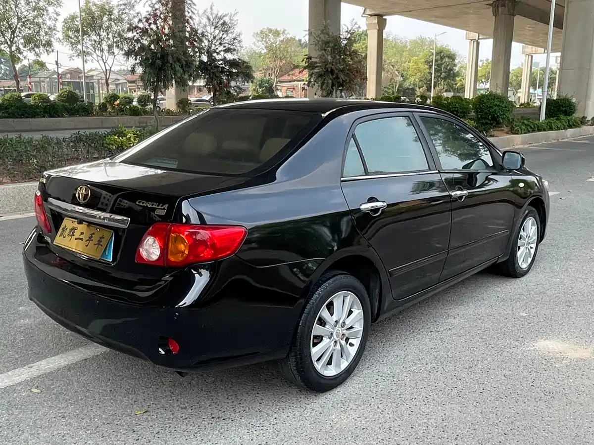 Toyota Corolla 2009 1.8L Automatic GLX-i Special Anniversary Edition фото 11