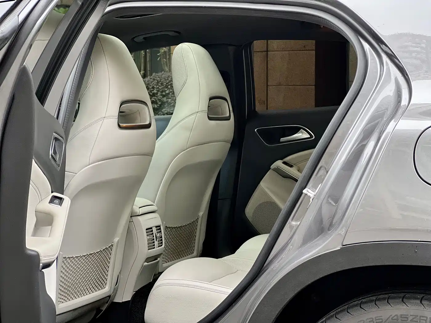 Mercedes-Benz GLA 2015 2015 GLA 260 4MATIC Sport