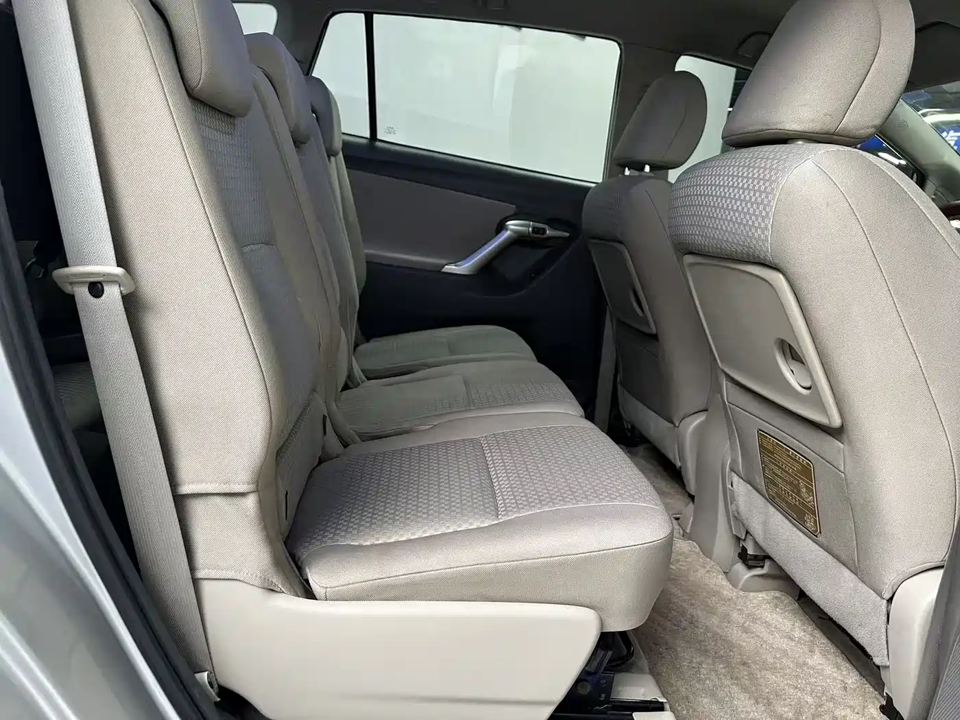 Toyota E'Z 2012 180G CVT Comfort Multi-function Edition фото 10