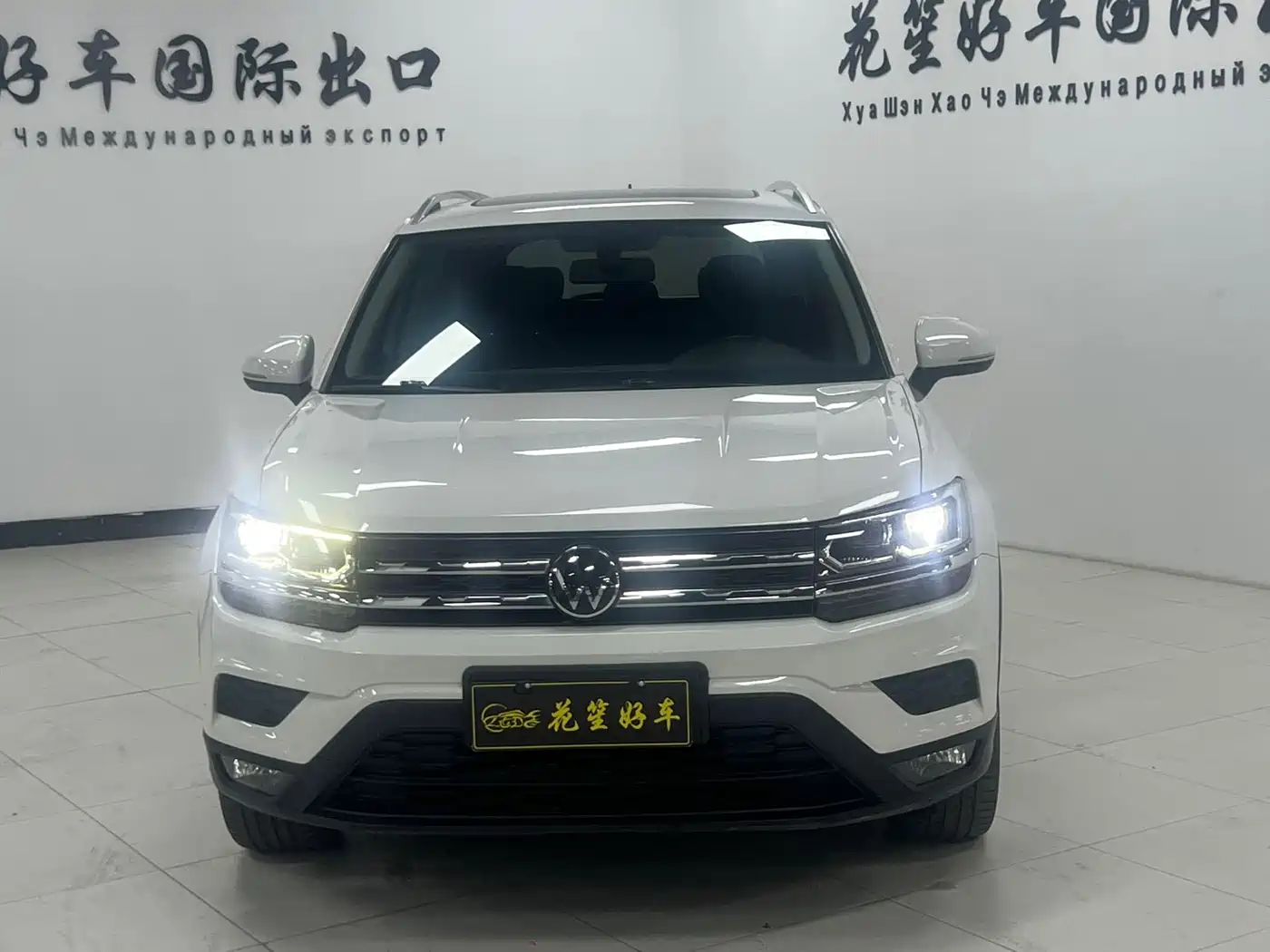Volkswagen Tharu 2022 280TSI FWD Luxury Edition фото 2
