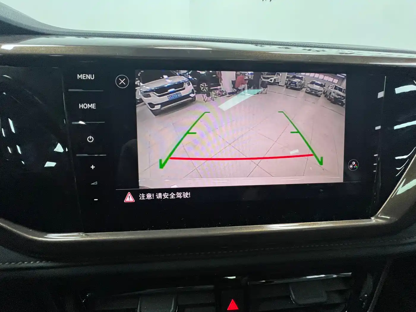 Volkswagen Tharu 2022 280TSI FWD Luxury Edition фото 18
