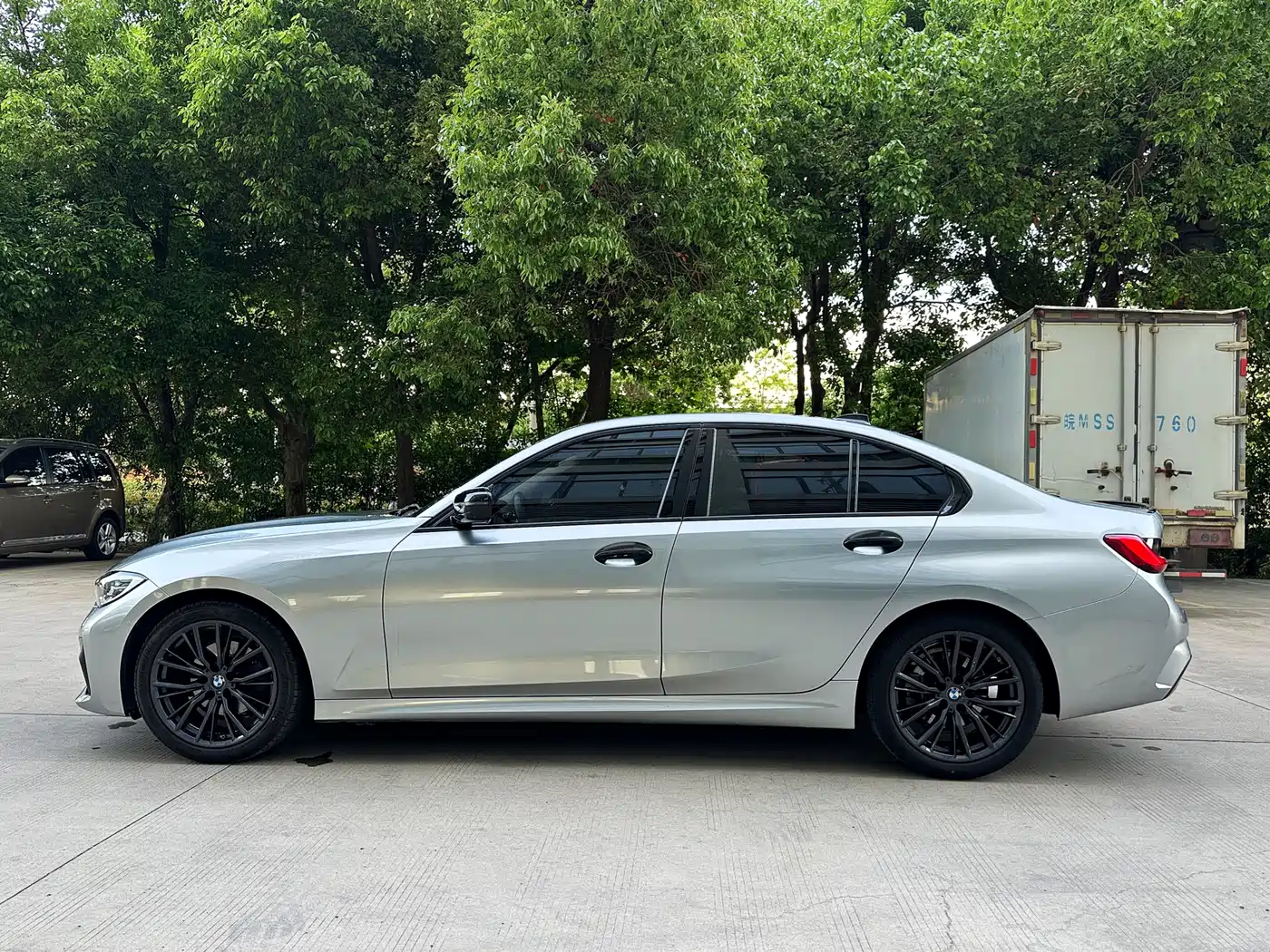 BMW 3 Series 2020 Facelift 325i M Sport Night Edition фото 11