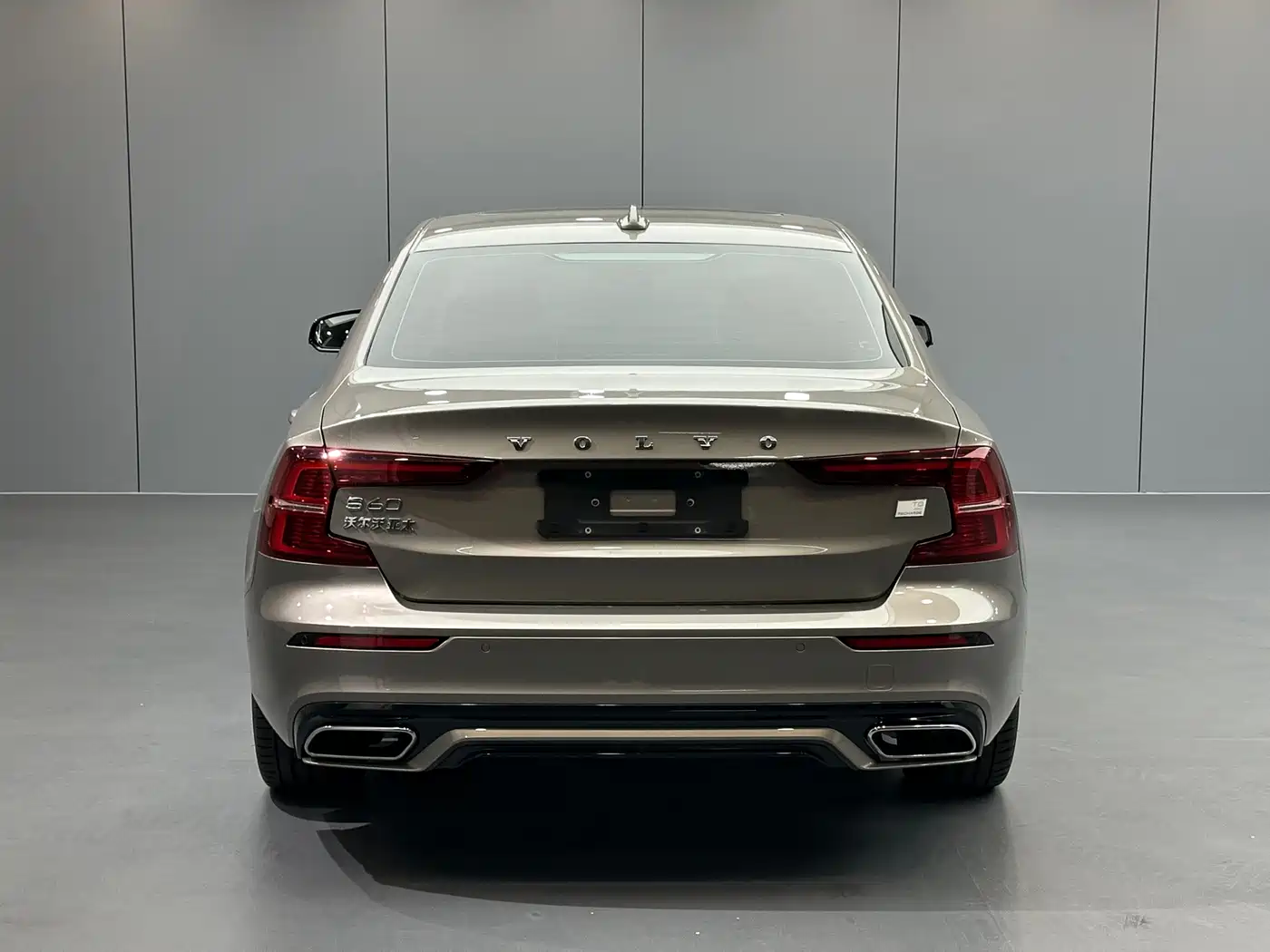 Volvo S60 Plug-in Hybrid 2021 2021 T8 Twin Engine AWD R-Design Sport Edition