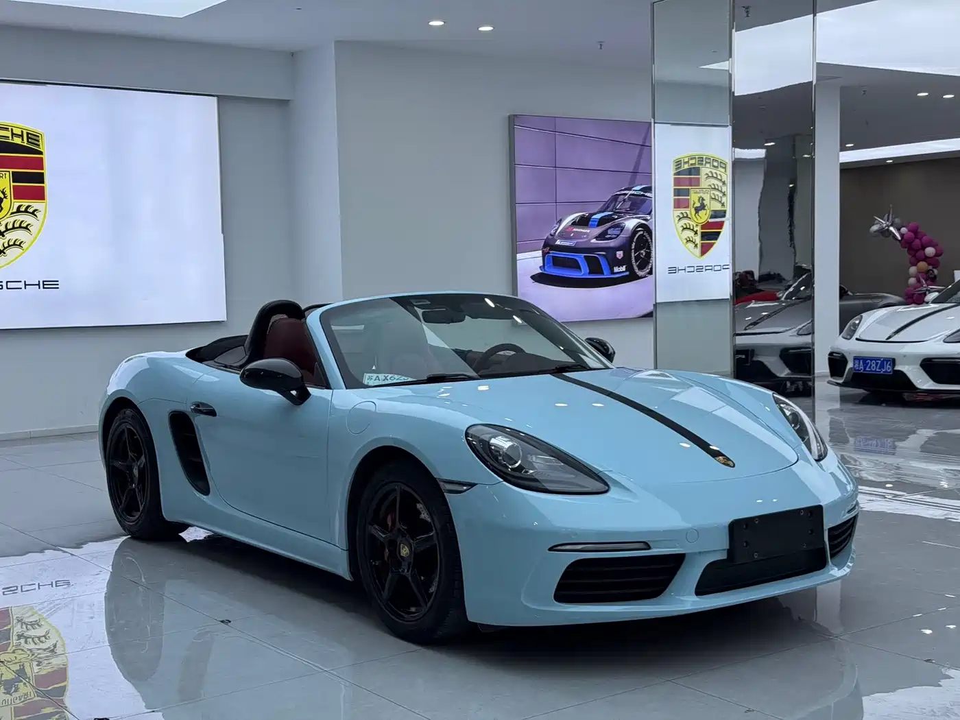 Porsche 718 2016 Boxster 2.0T фото 3