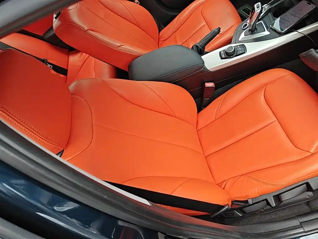 BMW 1 Series (Import) 2016 118i Leading фото 25