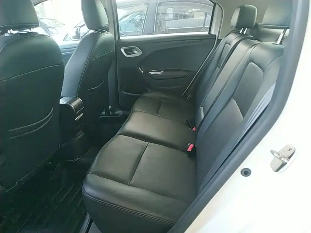 Peugeot 301 2014 2014 1.6L Automatic Luxury Edition