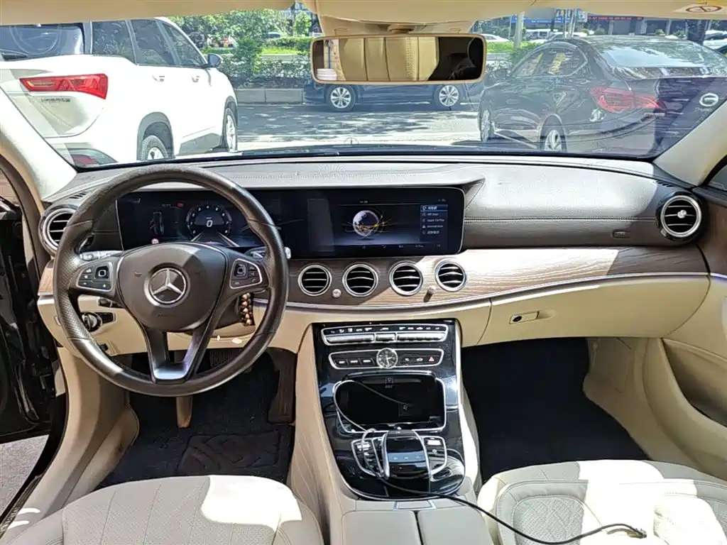 Mercedes-Benz E-Class 2016 E 300 L Fashion Type фото 10