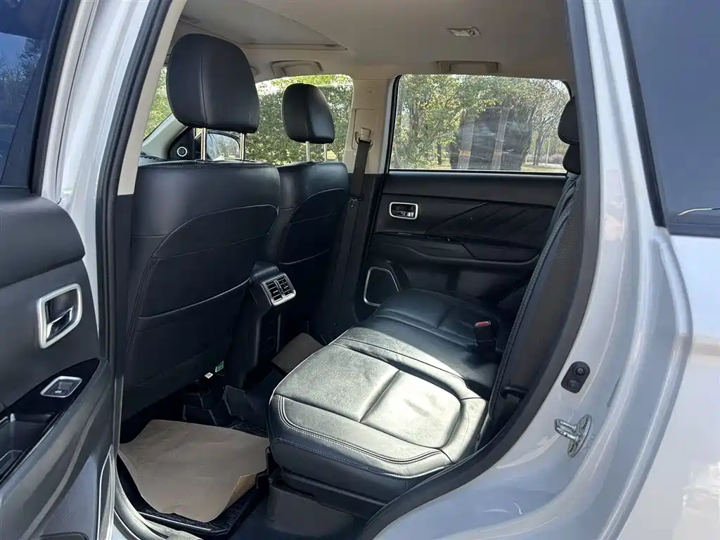 Mitsubishi Outlander 2019 2.0L 2WD Enjoy Edition 5-seater China V фото 10