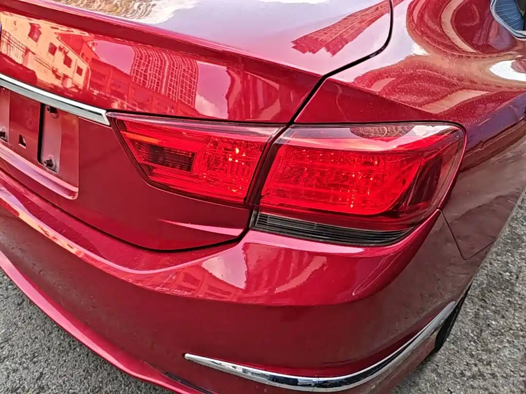 Honda Spirior 2015 2015 2.0L Premium Edition