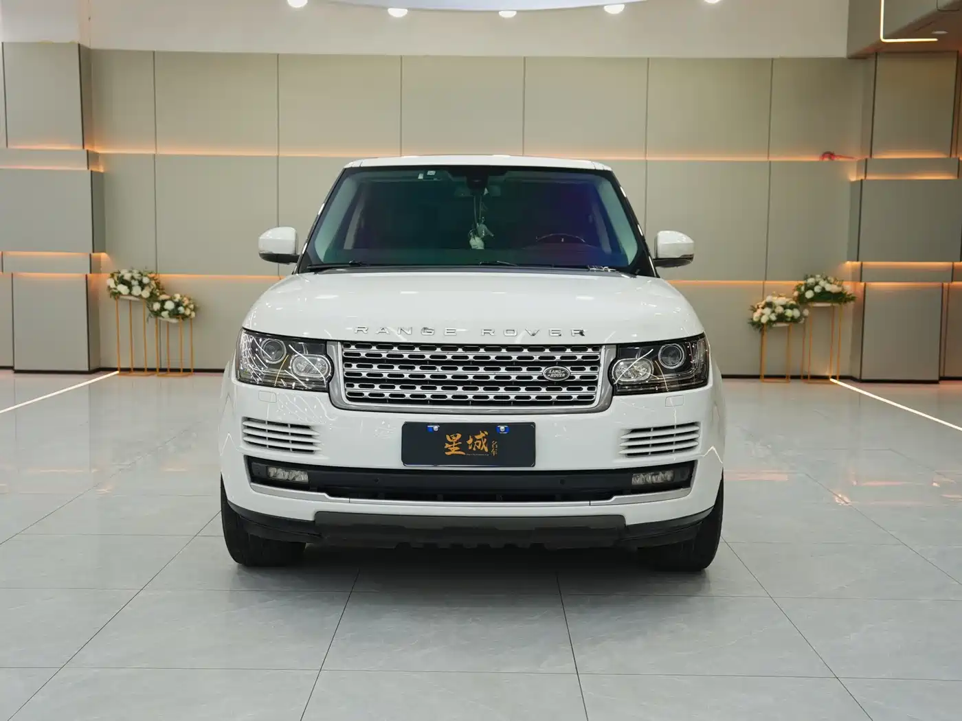 Land Rover Range Rover 2015 3.0 SC V6 Vogue фото 2
