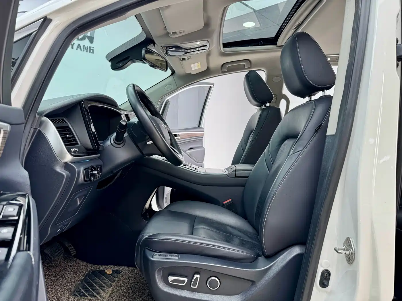 GAC Trumpchi Trumpchi M8 2021 Master Series 390T Ultimate Edition фото 6