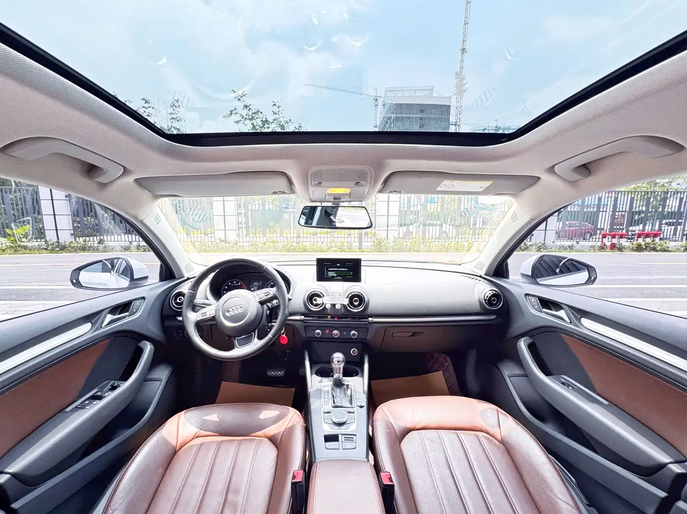 Audi A3 2016 Limousine 35 TFSI Leadership фото 5
