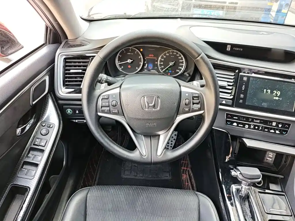 Honda Spirior 2015 2015 2.0L Premium Edition