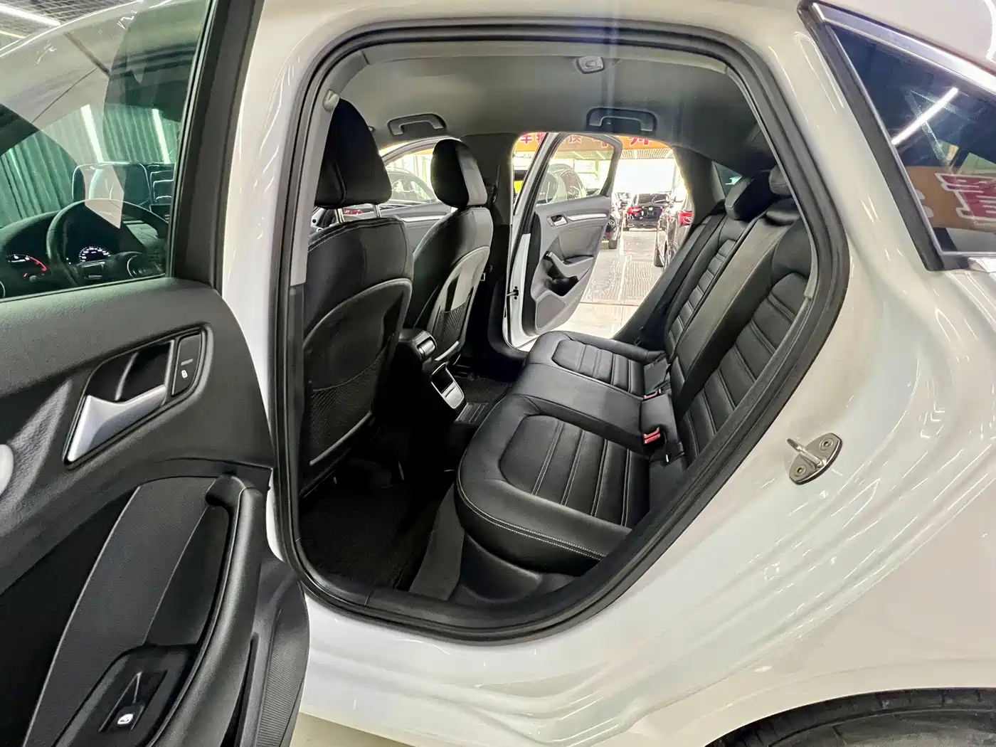 Audi A3 2017 Limousine 35 TFSI Progressive фото 12