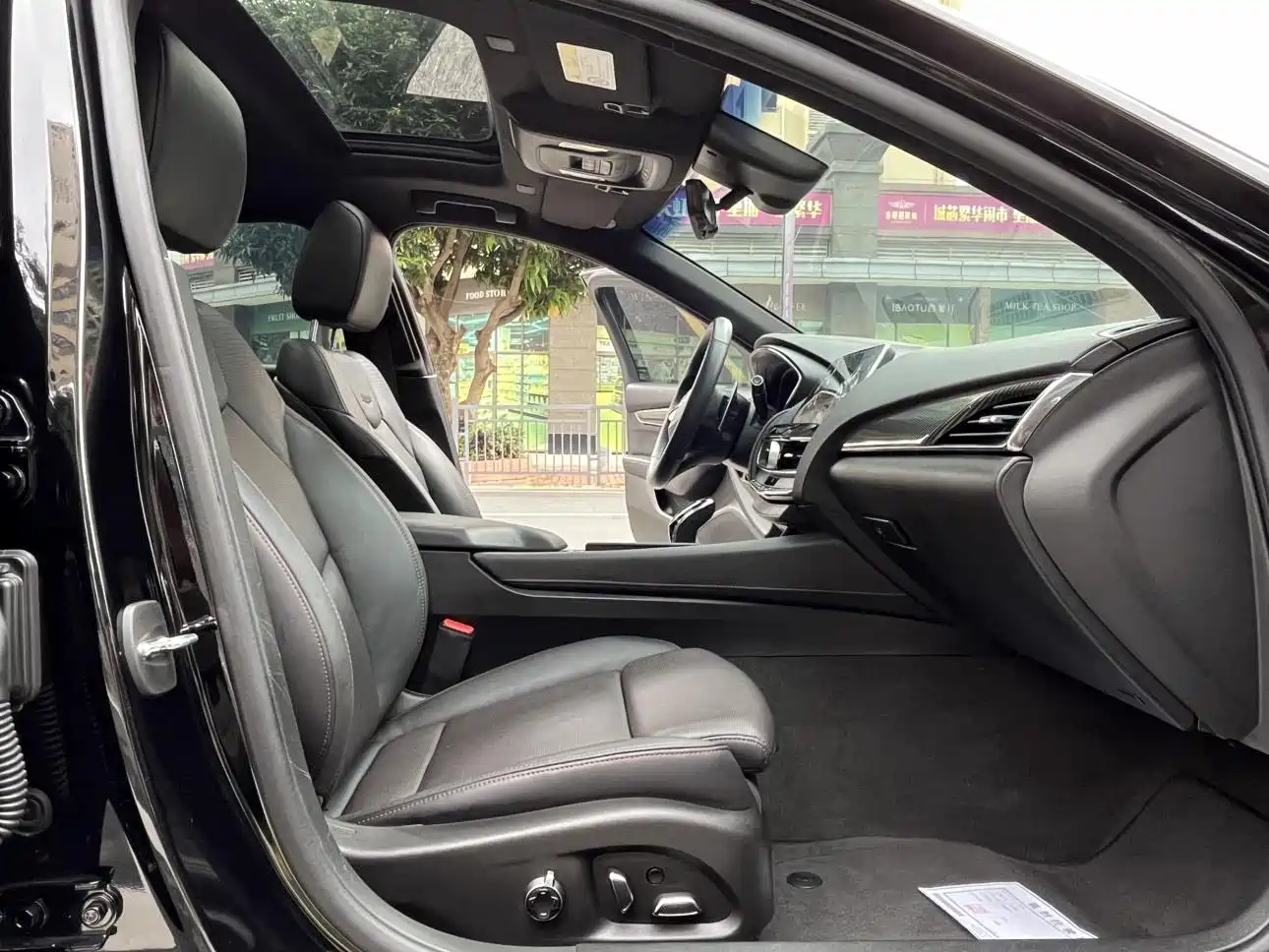 Cadillac CT5 2023 28T Platinum Style фото 8