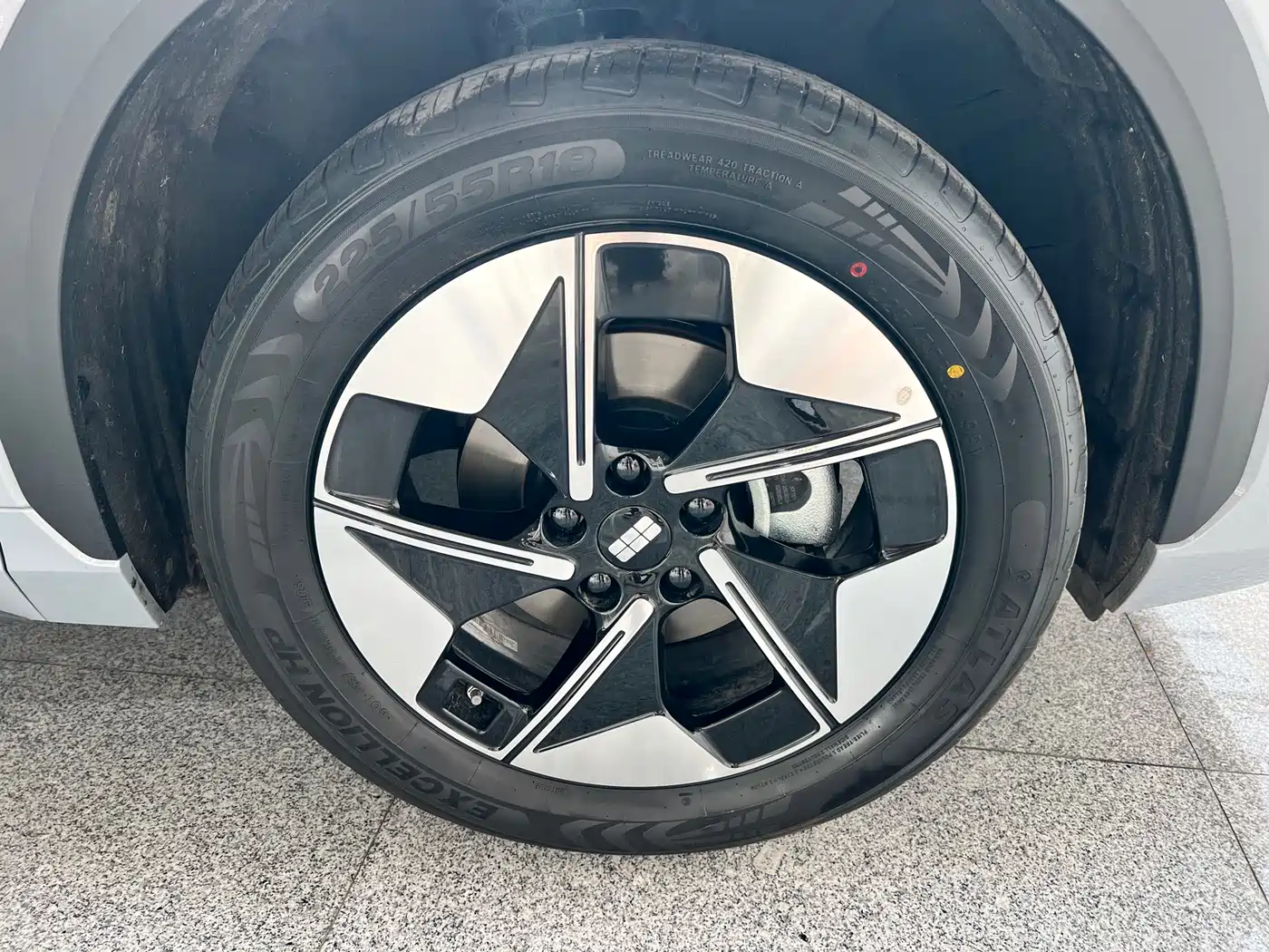 GEELY GALAXY GALAXY E5