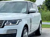 Photo 7 - Land Rover Range Rover