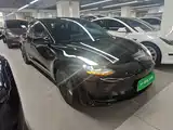 Фото 4 - Tesla Model 3
