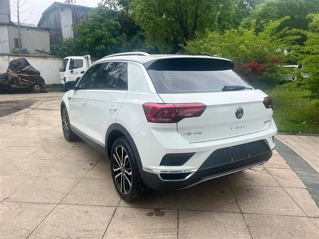 Volkswagen T-ROC 2021 280TSI DSG 2WD Luxury Connected фото 4