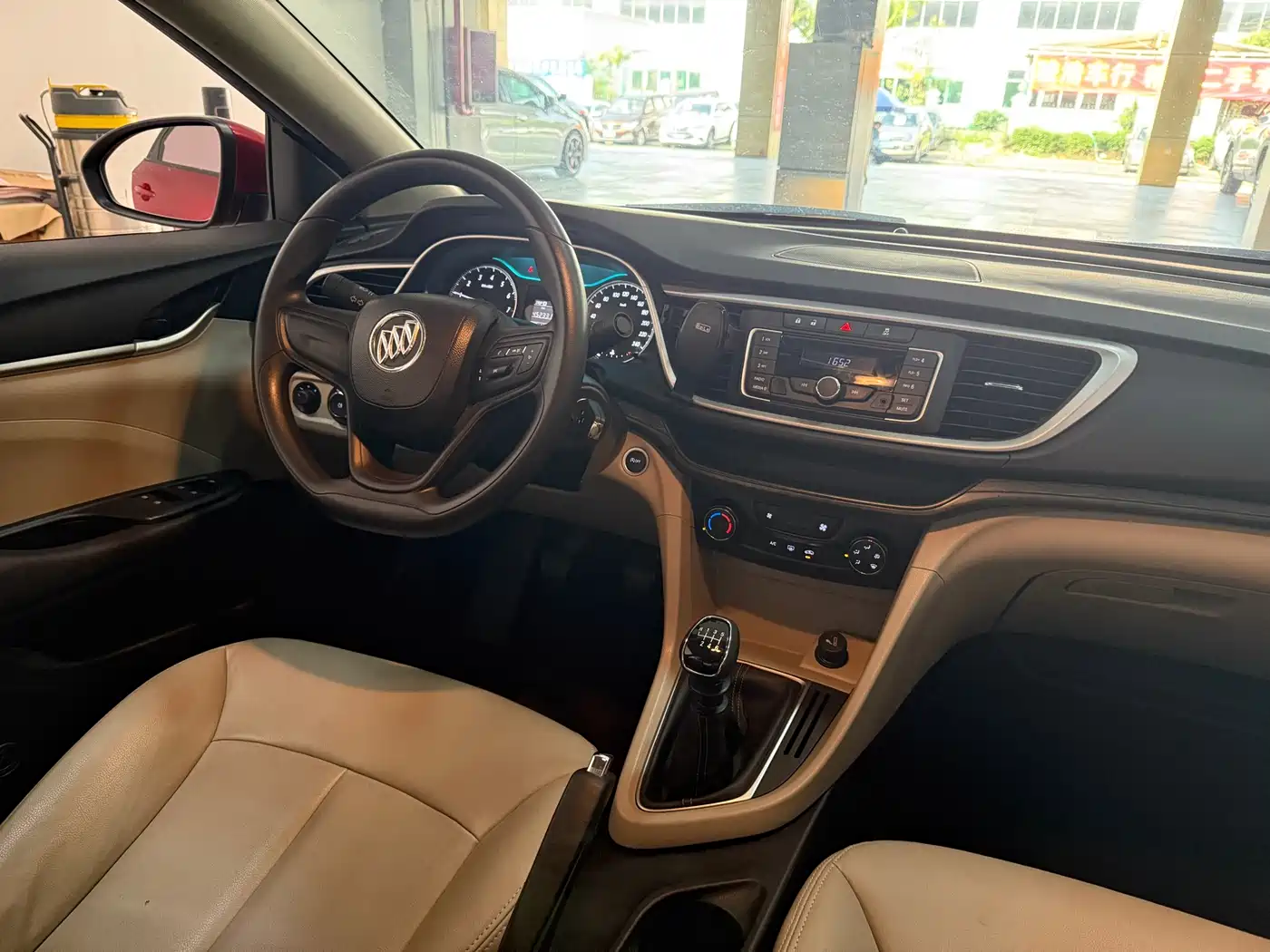 Buick Excelle 2018 15T Manual Progressive (China V) фото 14