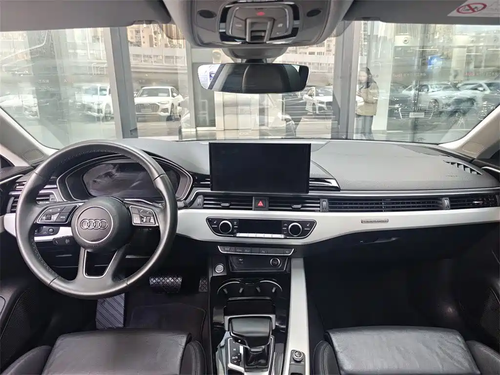 Audi A5 (Import) 2023 Sportback 40 TFSI quattro Luxury Dynamic фото 6