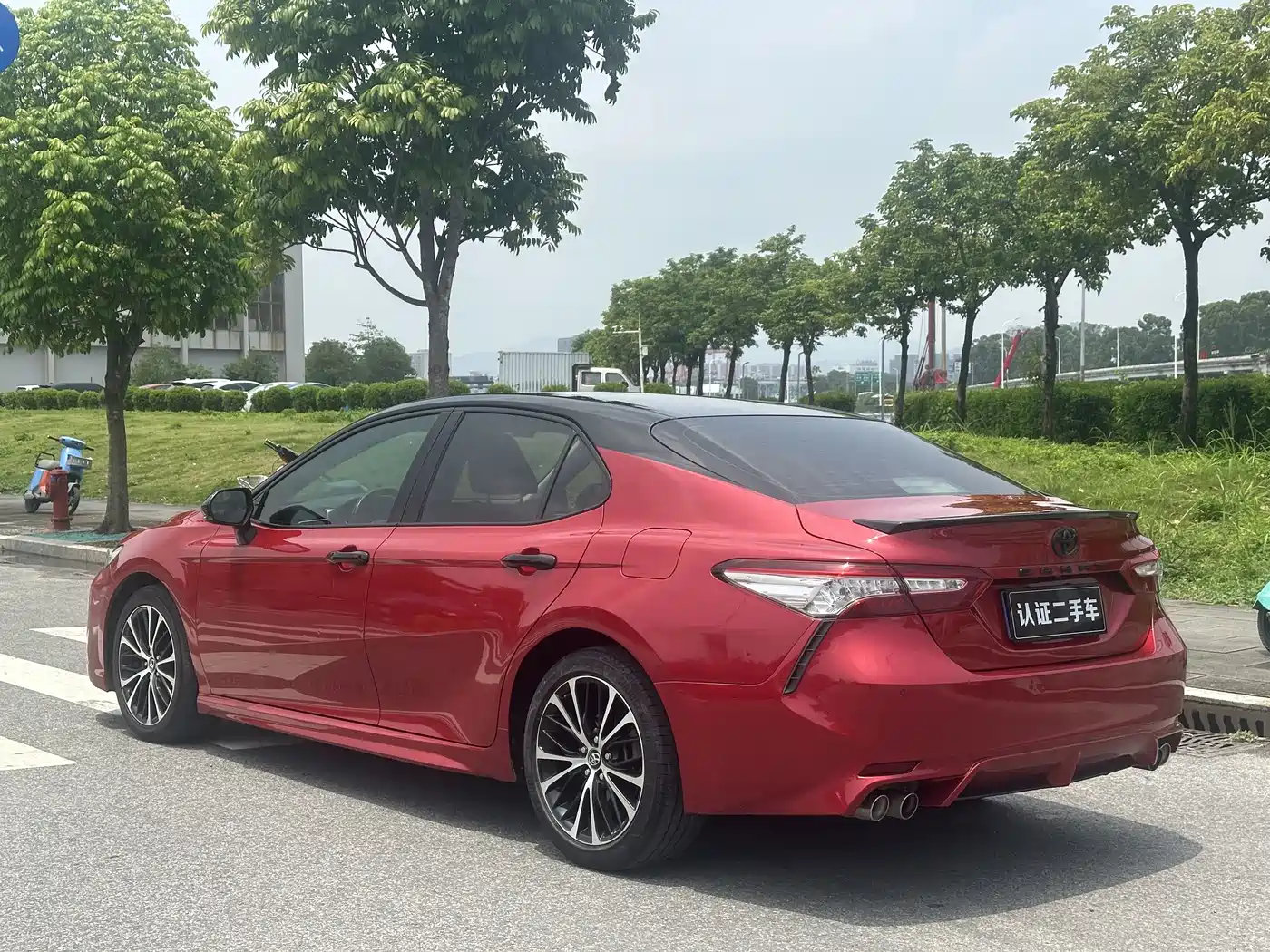 Toyota Camry 2018 2.5S Trend Edition фото 8