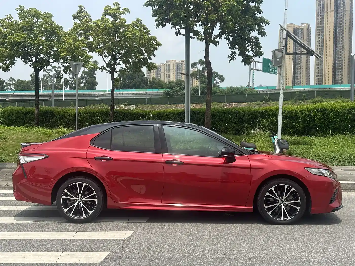 Toyota Camry 2018 2.5S Trend Edition фото 7