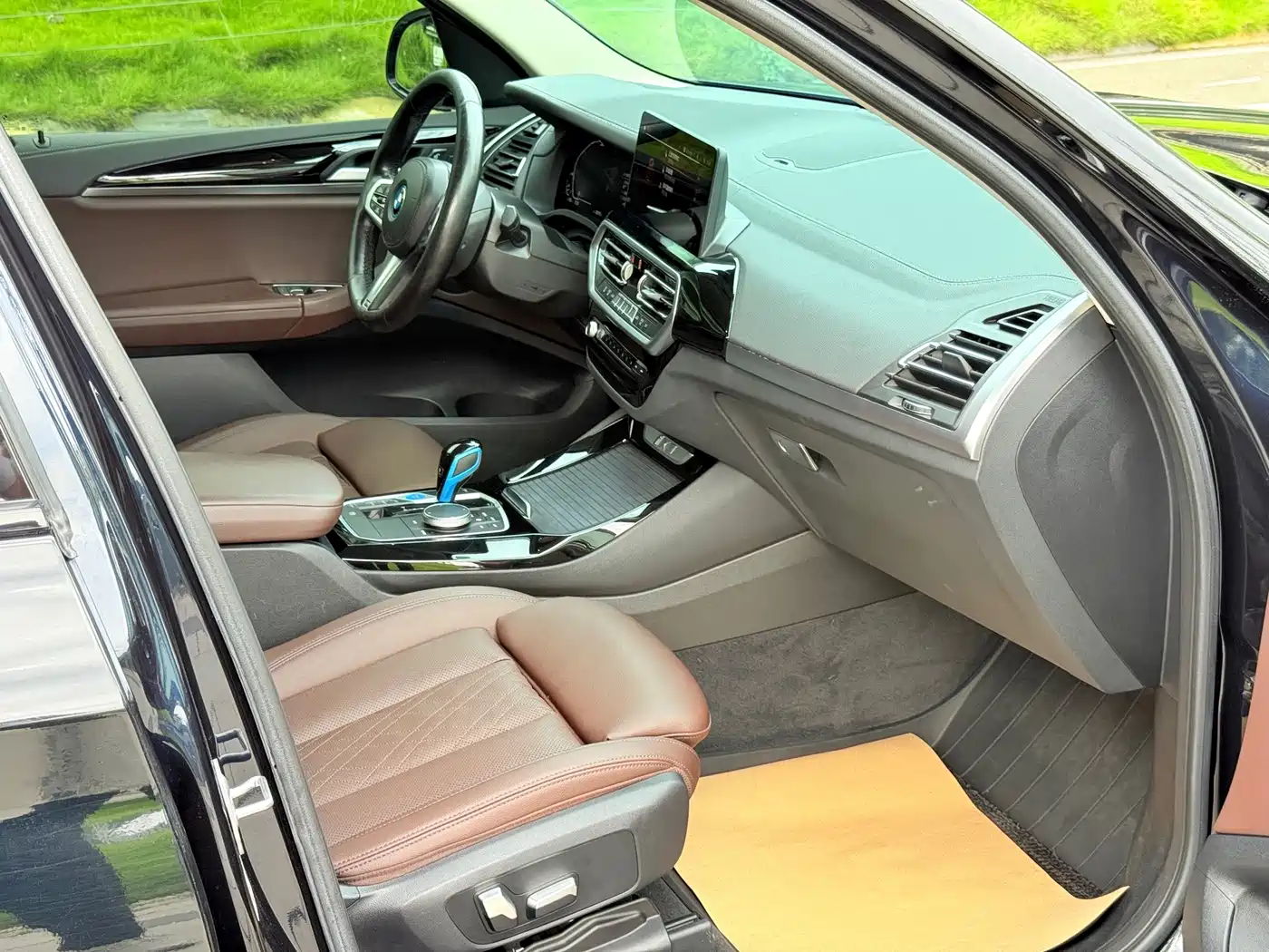 BMW iX3 2021 2022 Leading Edition