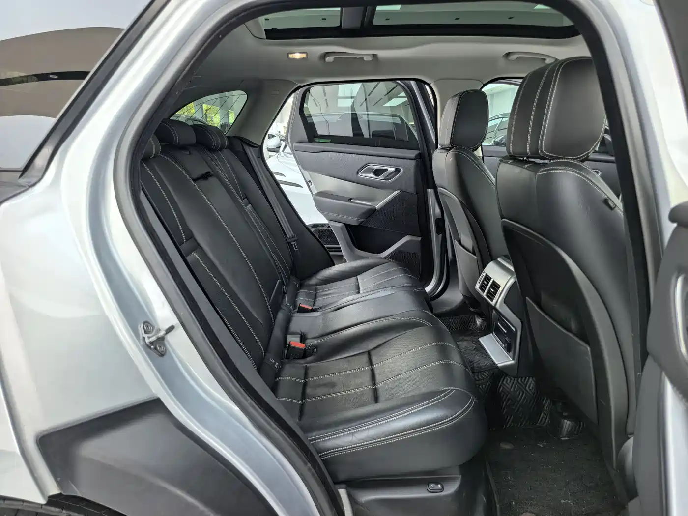 Land Rover Range Rover Velar 2018 P300 S фото 10