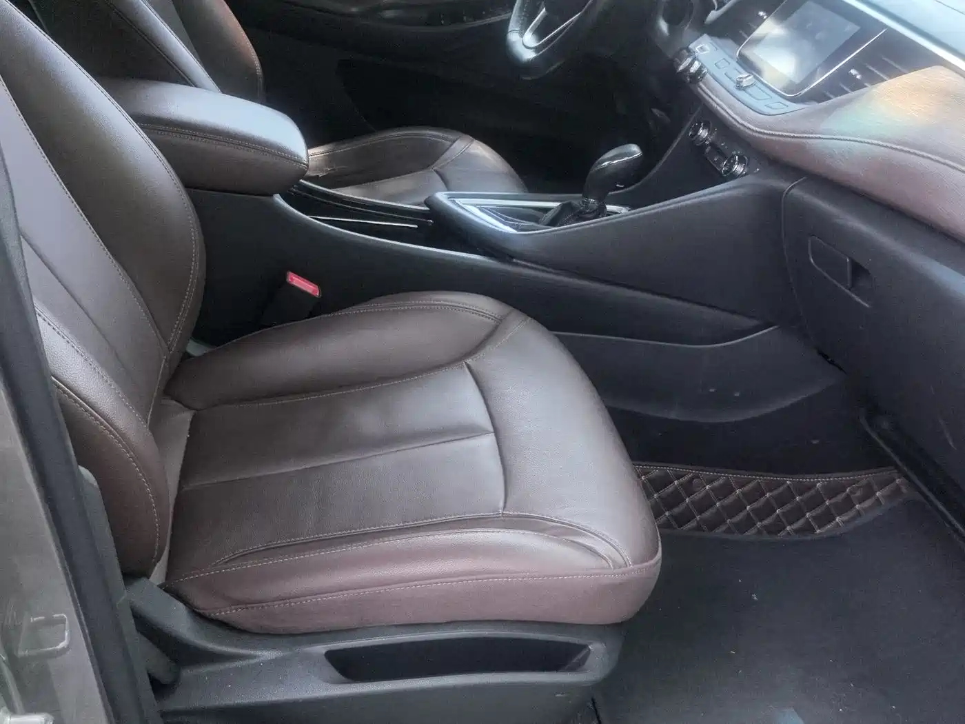 Buick GL6 2019 18T 6-seat Connected Luxury China VI фото 18
