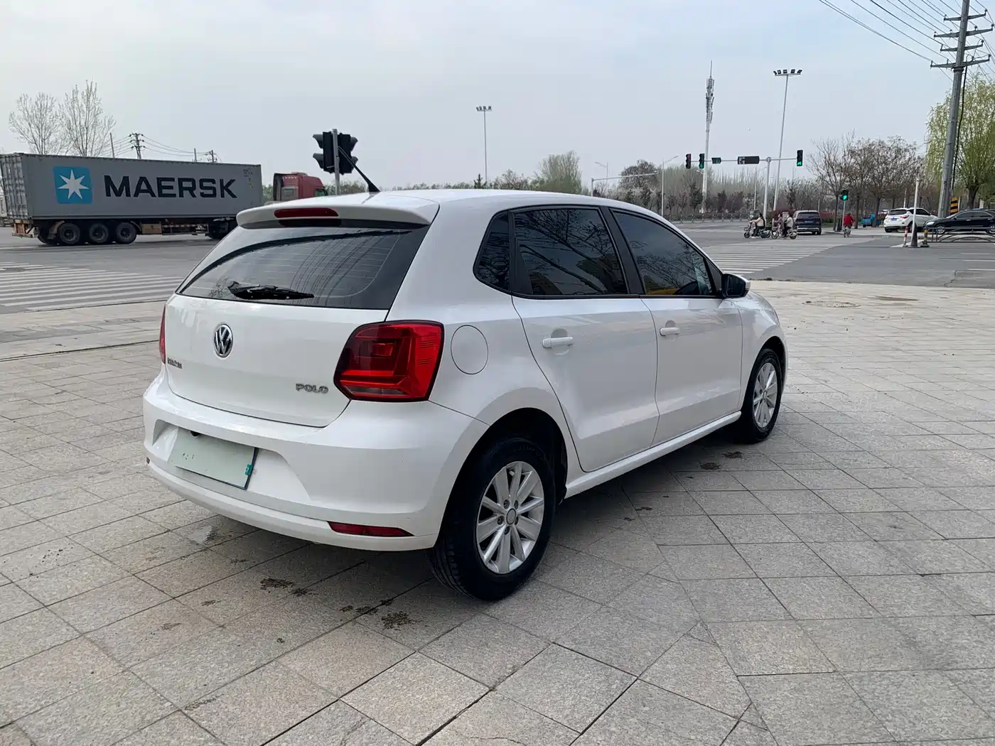 Volkswagen Polo 2016 1.4L Automatic Trend фото 3