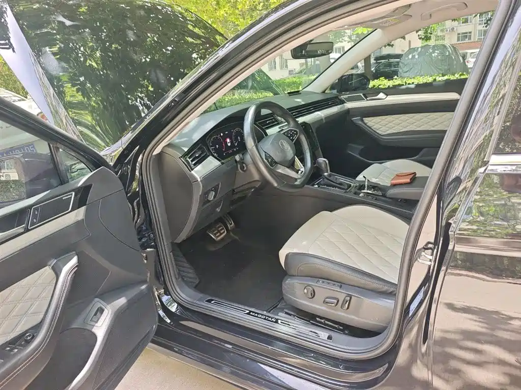 Volkswagen Magotan 2023 Model 2 Million Commemorative Edition 380TSI DSG Flagship фото 13