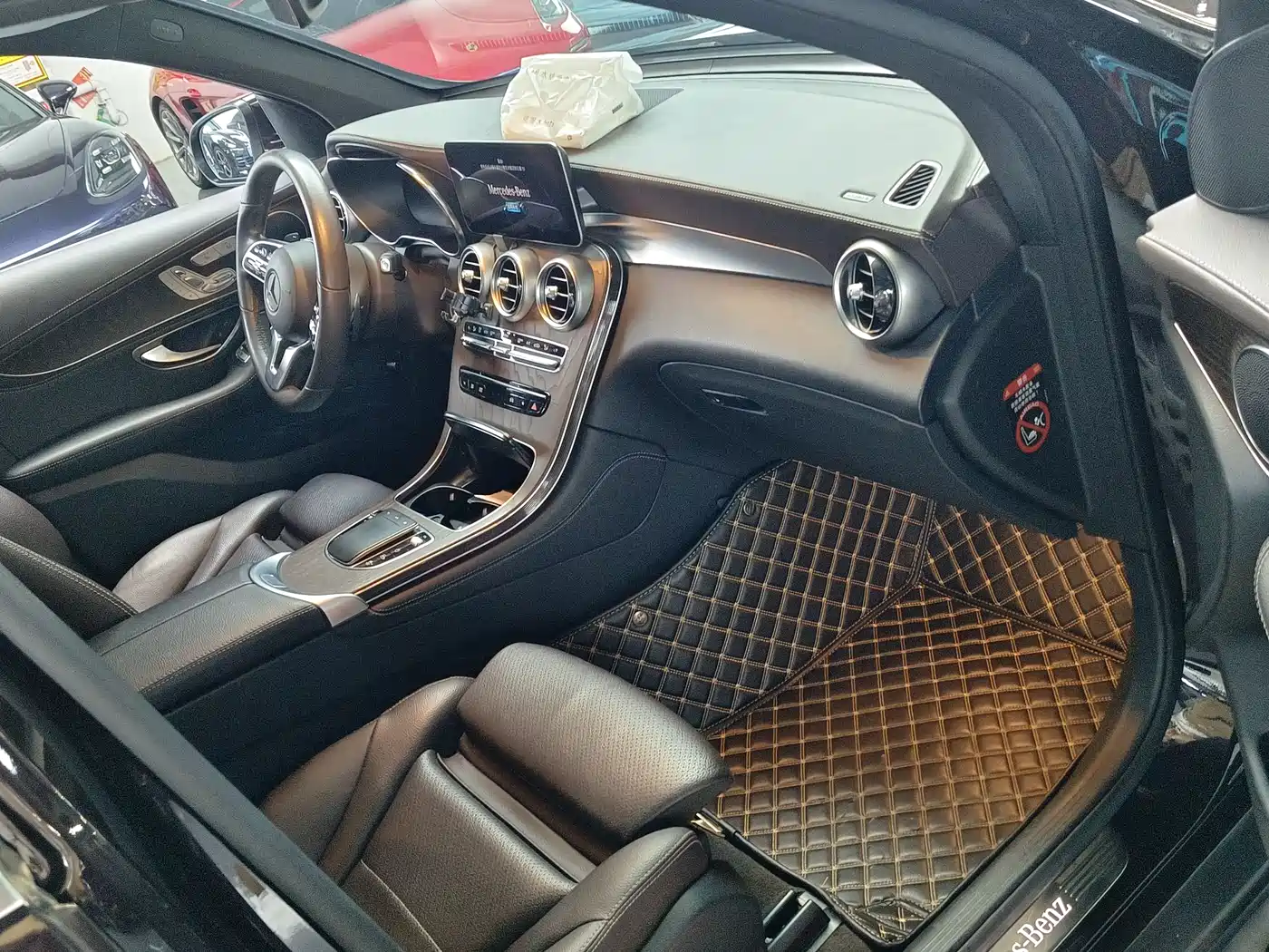 Mercedes-Benz GLC 2020 Facelift GLC 300 L 4MATIC Dynamic фото 4