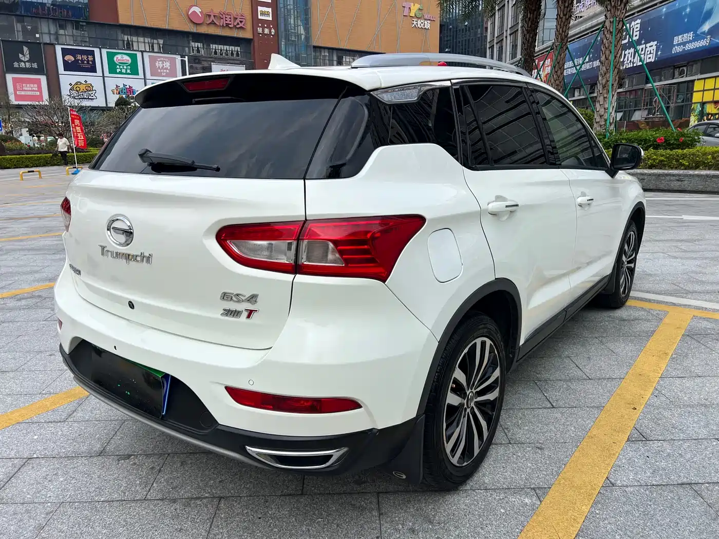 GAC Trumpchi Trumpchi GS4 2015 200T G-DCT Luxury Edition фото 7