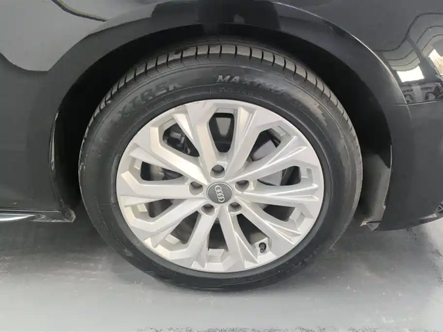 Audi A4L 2019 40 TFSI Progressive (China VI) фото 6