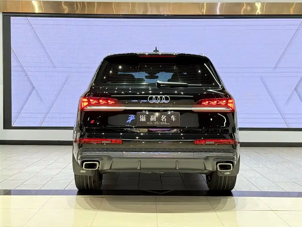 Audi Q7 2025 55 TFSI quattro S line Premium фото 10