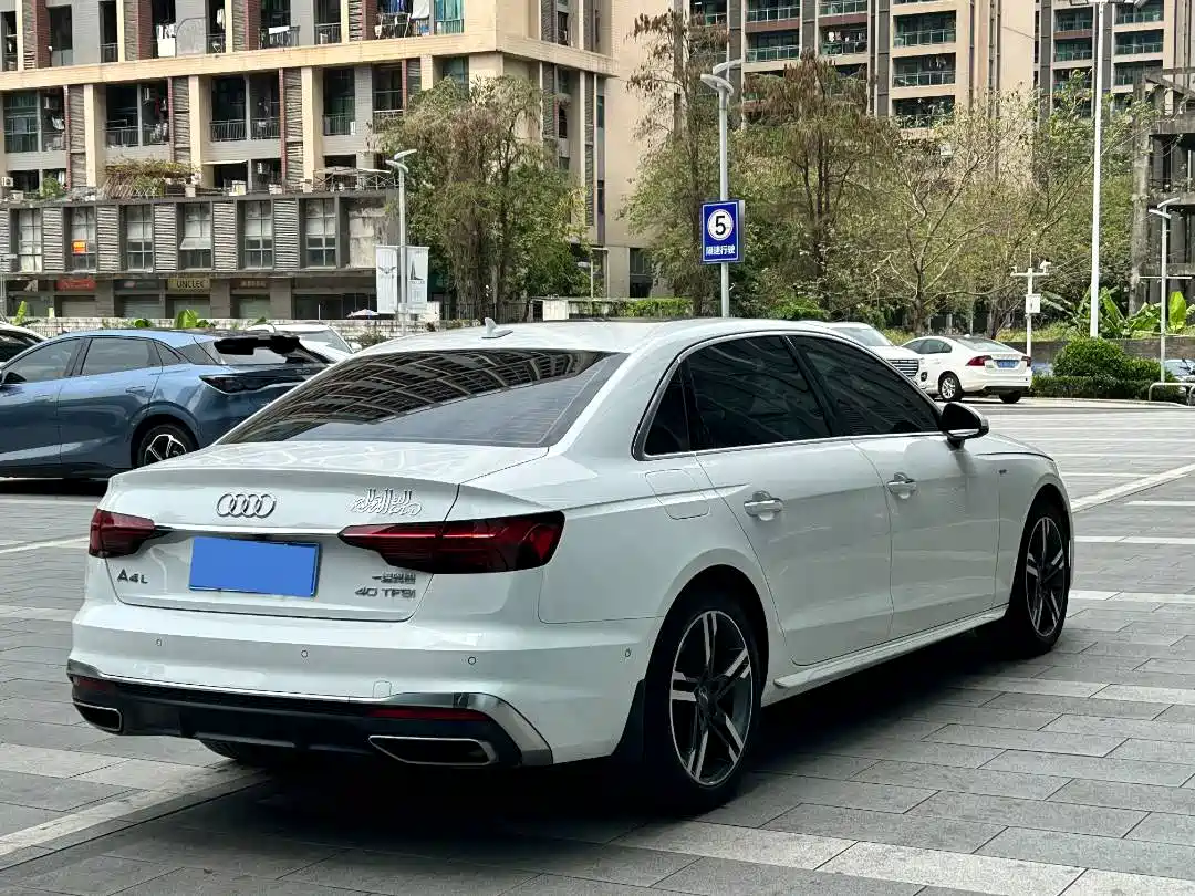 Audi A4L 2020 40 TFSI Fashion Dynamic Edition фото 6