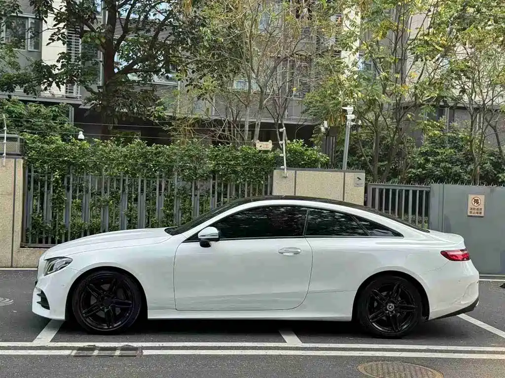 Mercedes-Benz E-Class (Import) 2020 E 260 Coupe фото 2