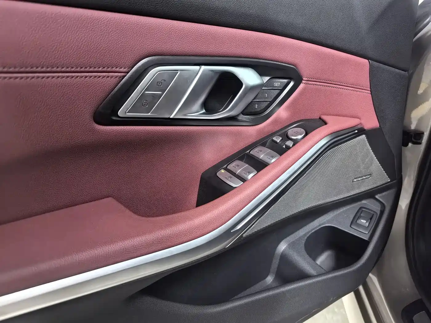 BMW 3 Series 2021 Second Facelift 330Li xDrive M Sport Shadowline Package фото 4