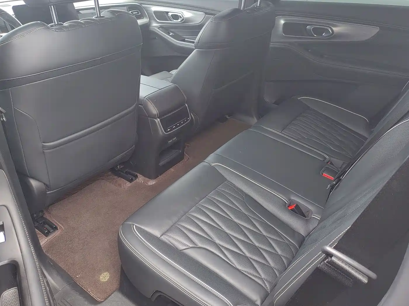 GAC Trumpchi Trumpchi GS8 2024 Navigator Series 2.0TGDI 2WD Luxury Smart Connect Edition фото 7