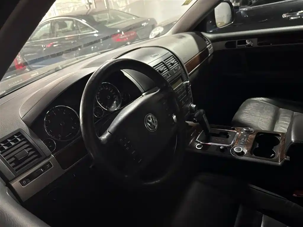 Volkswagen Touareg 2009 3.0T Diesel Standard фото 10