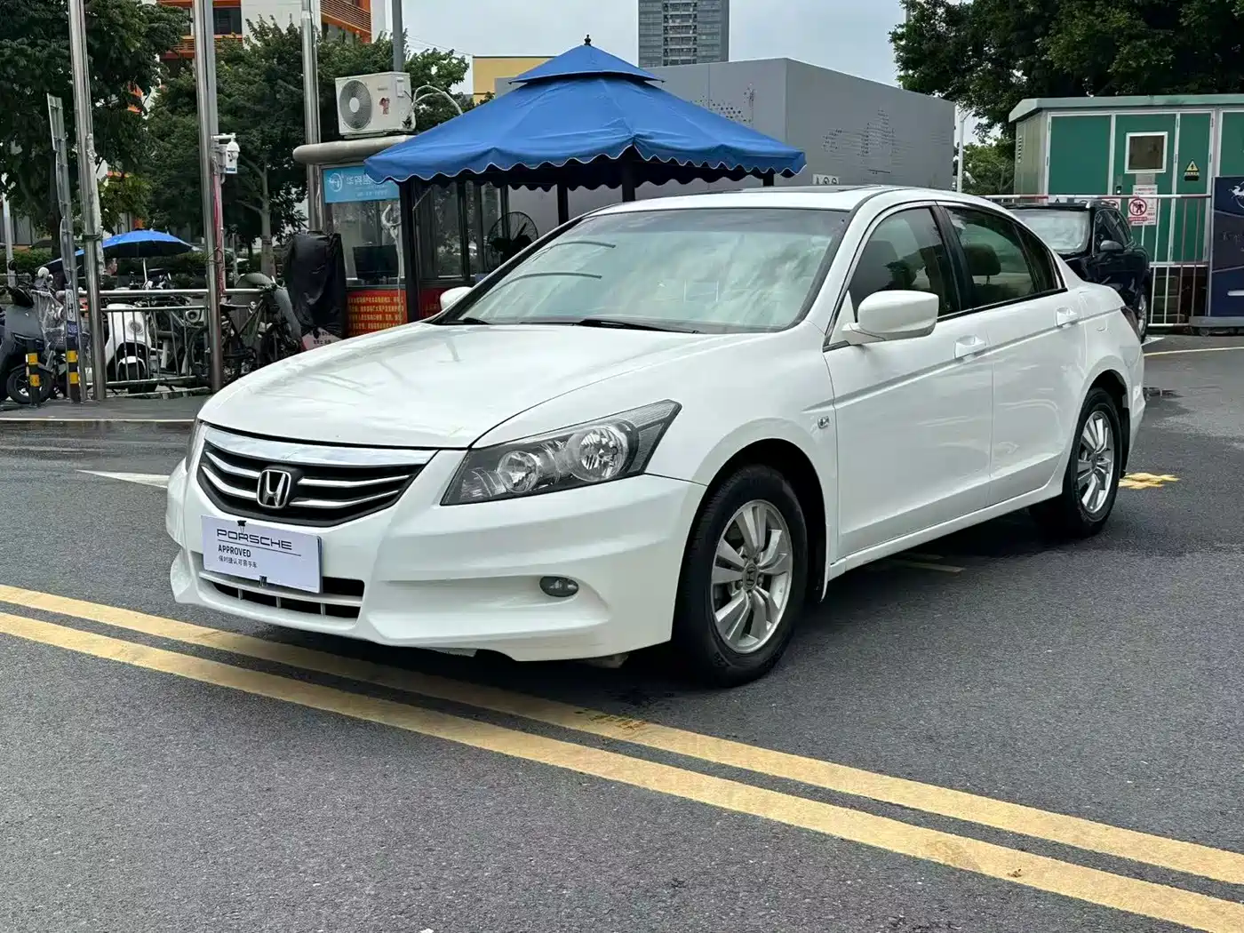 Фото 1 - Honda Accord