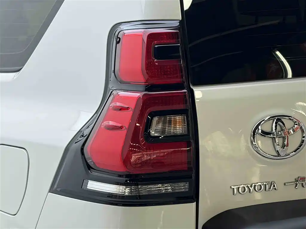Toyota Prado 2019 3.5L Automatic TX-L Zunxiang Edition with Rear-mounted Spare Tire фото 9