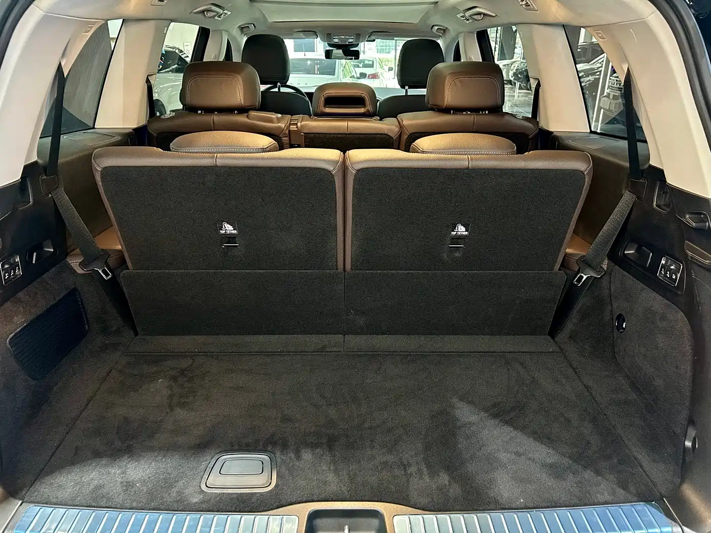 Mercedes-Benz GLS 2023 GLS 450 4MATIC Fashion Edition фото 35