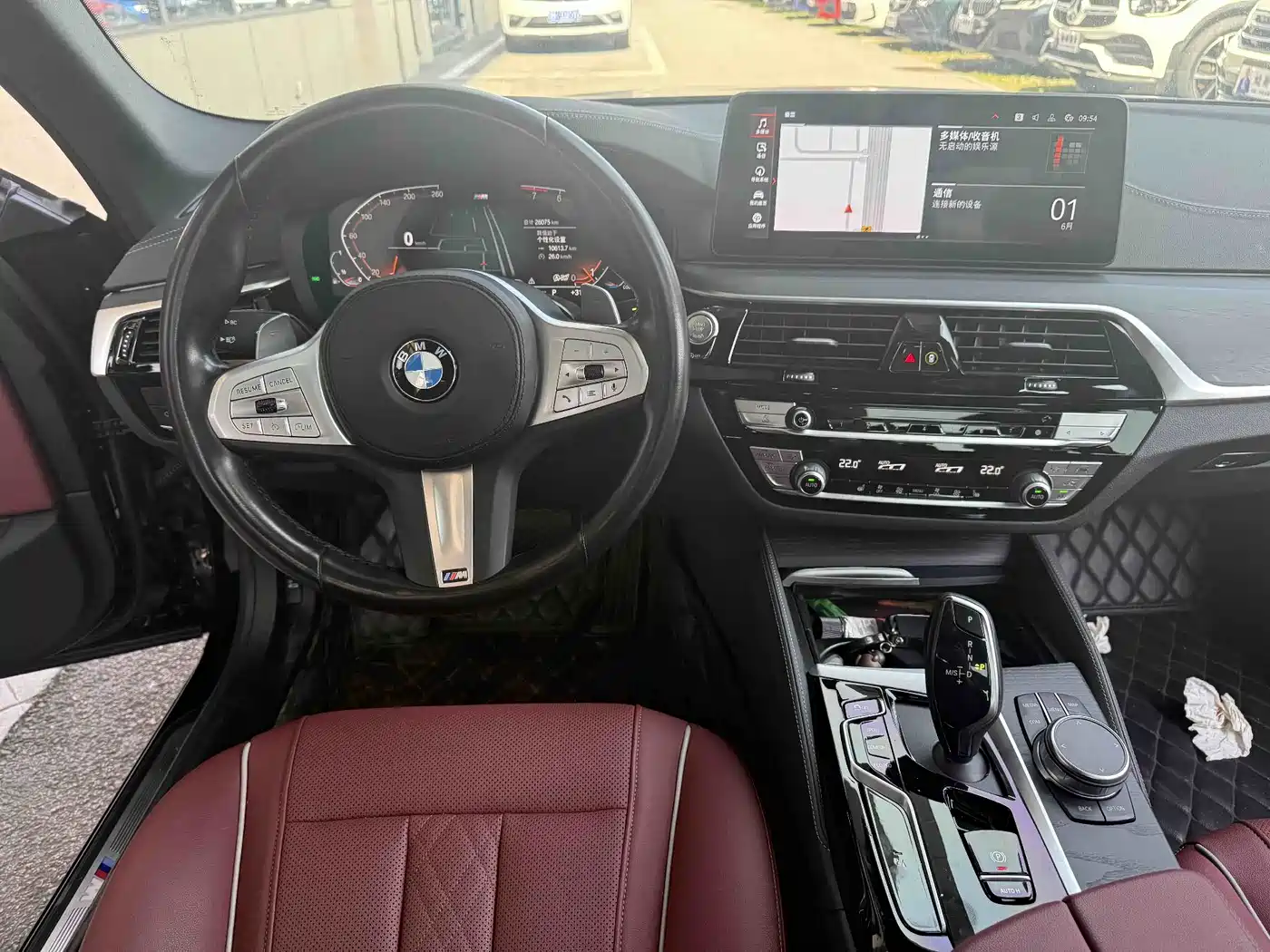BMW 5 Series 2022 530Li Leading M Sport Package фото 3