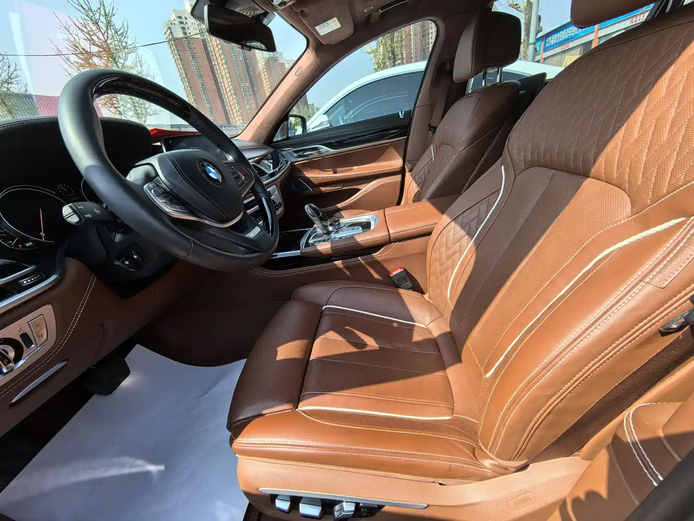 BMW 7 Series 2018 740Li xDrive Premium Type Excellence Package фото 7
